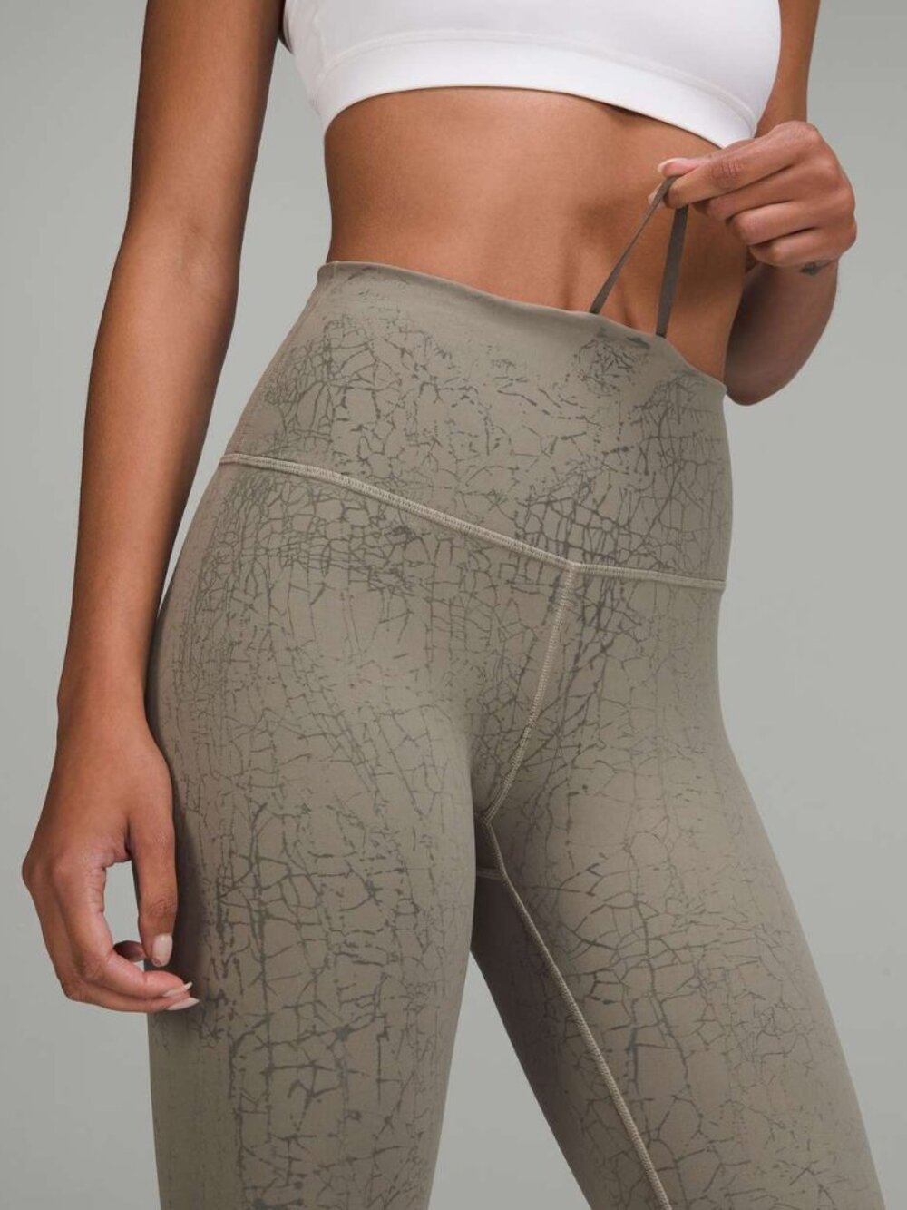 NWT Lululemon Wunder Train High-Rise Tight 25" Thread Dye Rover Black Size 12